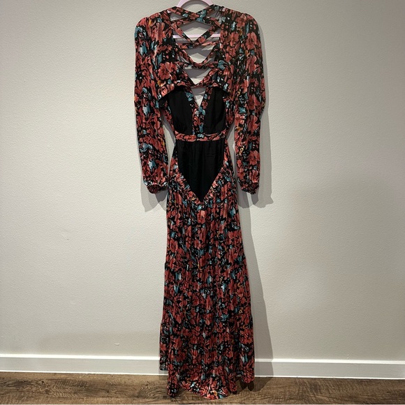 Skies Are Blue Long‎ Sleeve Floral Cut Out Maxi Dress Size Large - Picture 2 of 4